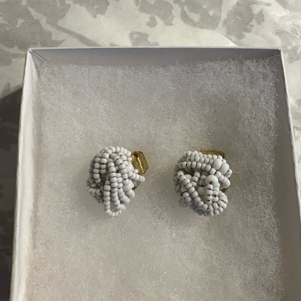 Elegant White Beaded Earrings Vintage Clip ons